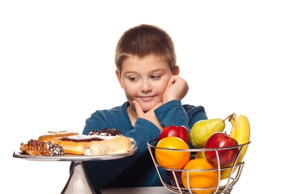 과일을 선호하는 어린이의 식단에서 건강에 해로운 단 음식 제거